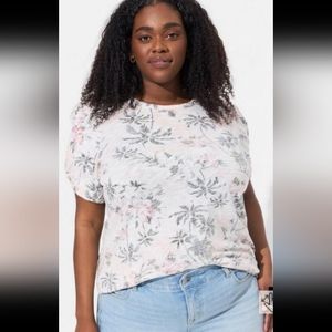 New Torrid 1X Cotton Modal Slub Crew Neck Twist Sleeve Tropical Tee-Sz 1X(14/16)